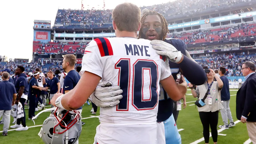 Patriots quarterback Drake Maye