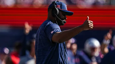 Patriots head coach Jerod Mayo