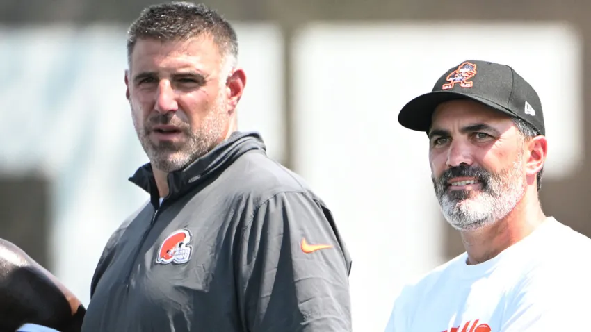 Browns consultant Mike Vrabel