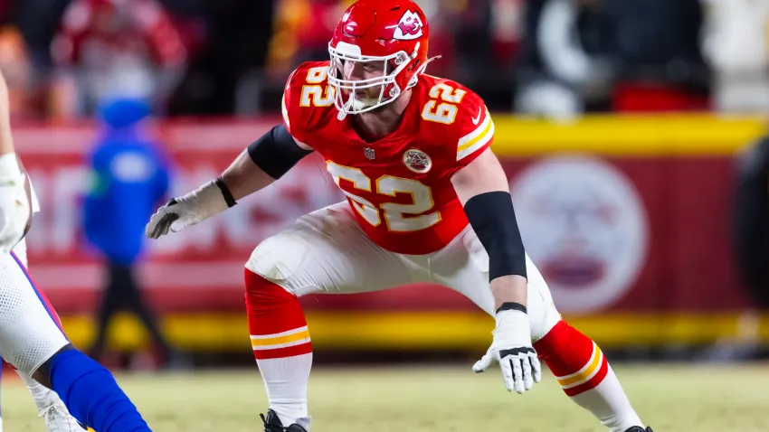 Jan 26, 2025; Kansas City, MO, USA; Kansas City Chiefs guard Joe Thuney (62) against the Buffalo Bills in the AFC Championship game at GEHA Field at Arrowhead Stadium. Mandatory Credit: Mark J. Rebilas-Imagn Images