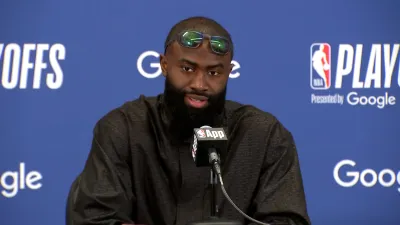 Brown learns he tied Tommy Heinsohn's 17 career playoff series wins