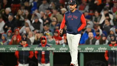 Mazz: Red Sox won't move on from Alex Cora this early in season
