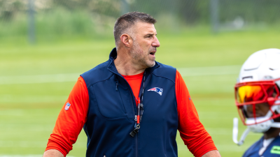 Patriots OTAs already looking ‘markedly different' under Mike Vrabel