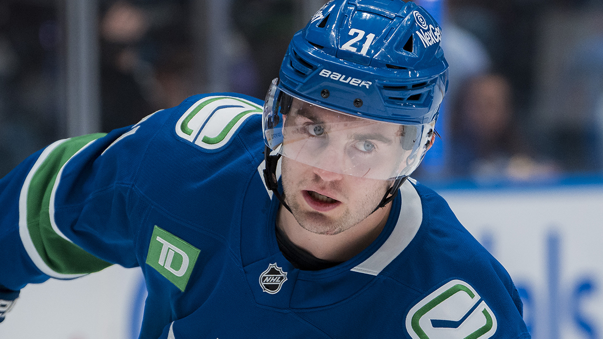 Does this mock trade proposal make sense for Bruins at 2025 NHL Draft?