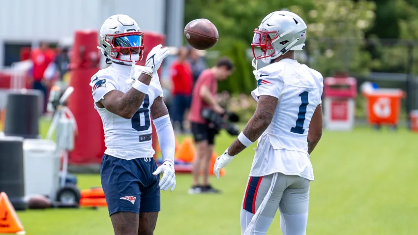 Patriots wide receivers Stefon Diggs and Ja'Lynn Polk