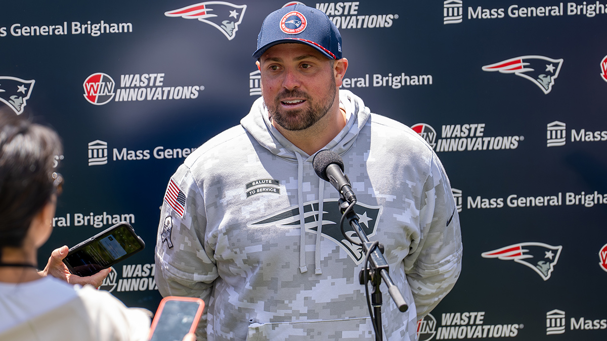 Who is Zak Kuhr? Patriots assistant fills in for Terrell Williams at defensive coordinator – NBC Sports Boston
