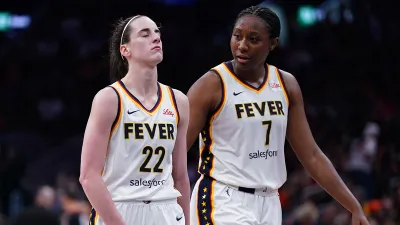 Fever guard Caitlin Clark