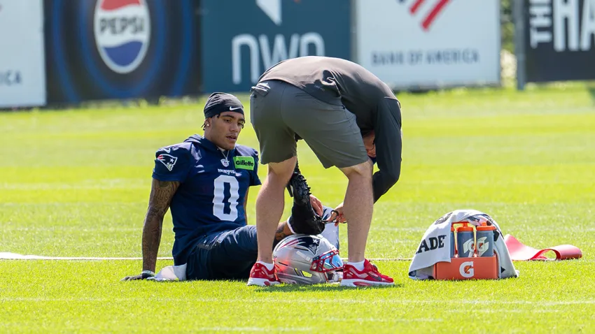Patriots cornerback Christian Gonzalez