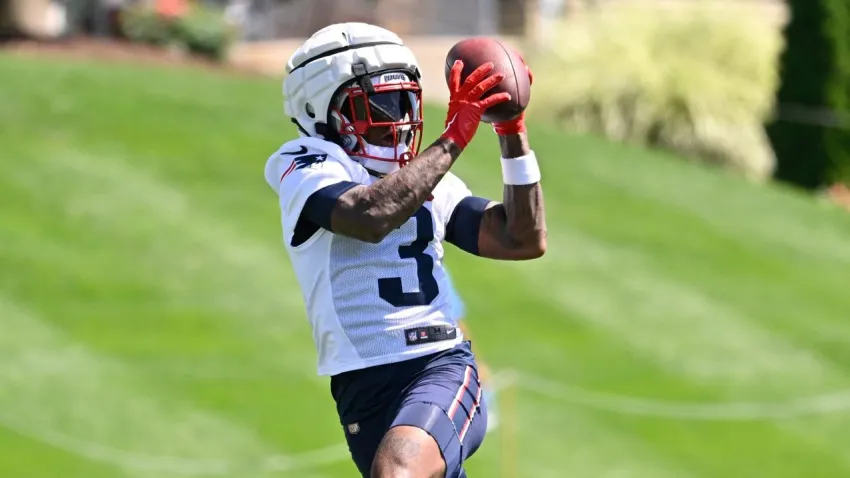 DeMario Douglas
