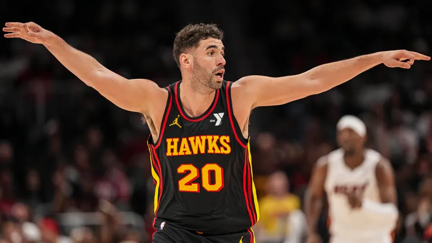 Hawks forward Georges Niang