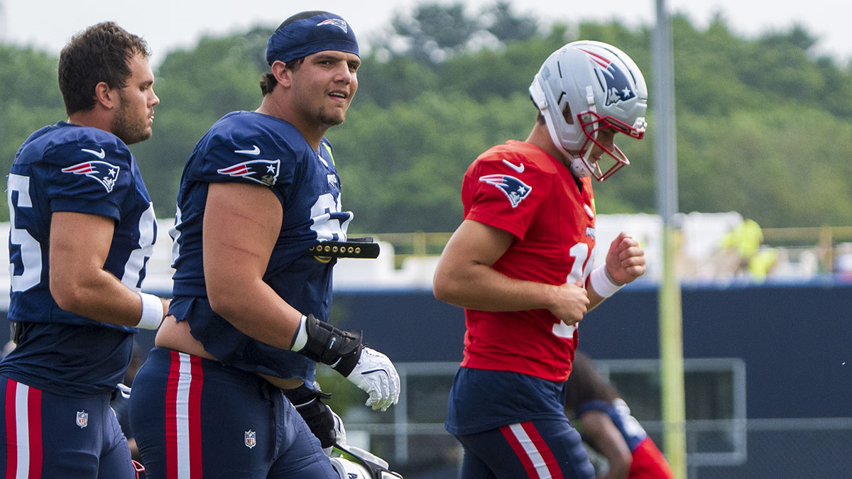Patriots stock watch: Robert Spillane picks off Drake Maye twice in practice – NBC Sports Boston