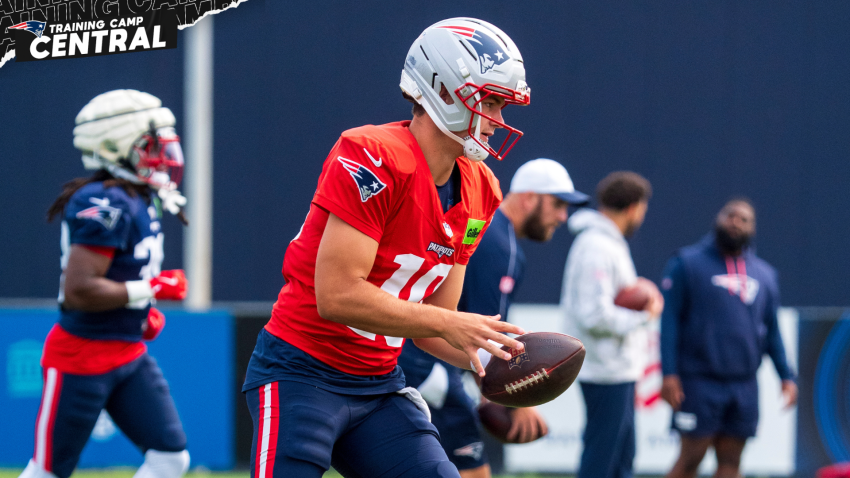 Patriots quarterback Drake Maye