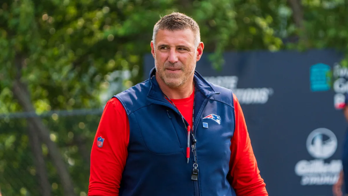 https://media.nbcsportsboston.com/2025/08/VRABEL-SITE-082125.jpg?quality=85&strip=all&resize=1200,675