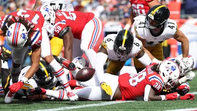 Patriots running back Rhamondre Stevenson
