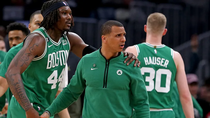 Celtics head coach Joe Mazzulla