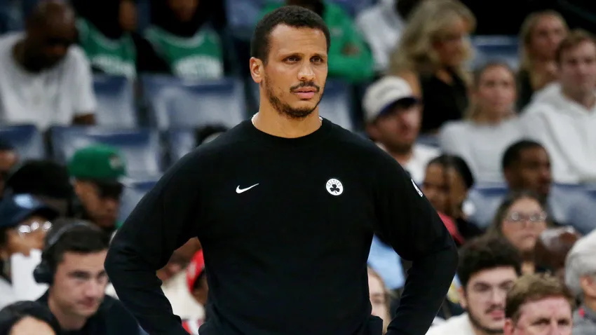Celtics head coach Joe Mazzulla.