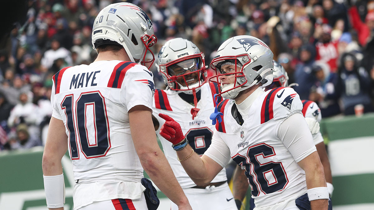 Drake Maye leading Patriots by prioritizing communication over humiliation – NBC Boston