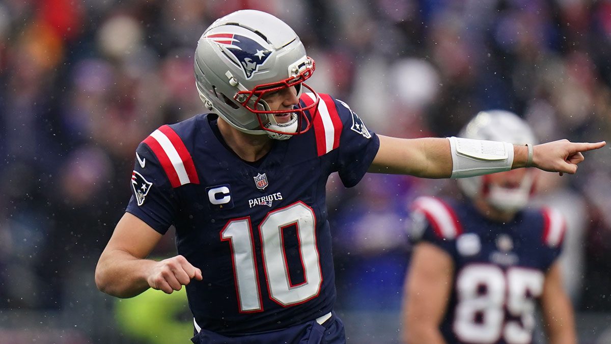 Rob Gronkowski gave himself this grade for first career left