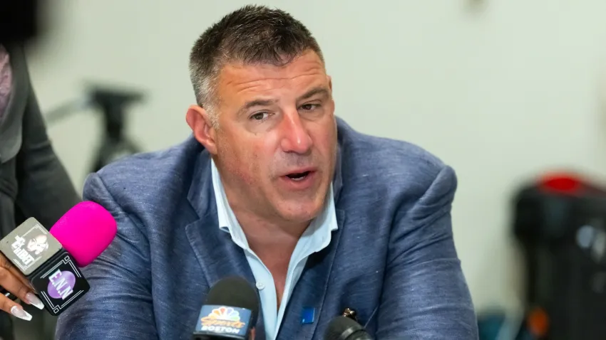 Mike Vrabel: “I don't think you should ever draft for need”