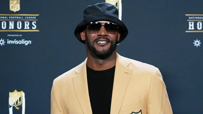 Former Patriots cornerback Ty Law