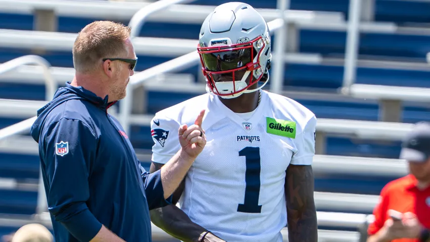 Patriots wide receiver A.J. Brown and wide receivers coach Todd Downing