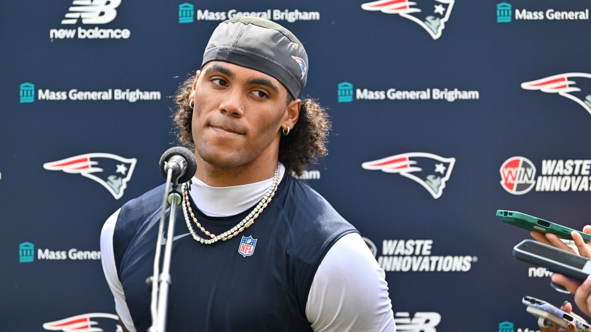 Christian Gonzalez doesn't want to negotiate Patriots contract through the media