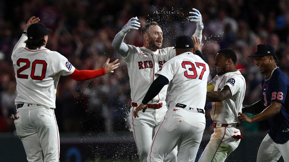 Clutch hits, homers and hugs: Red Sox walk off with wild win vs. Mariners