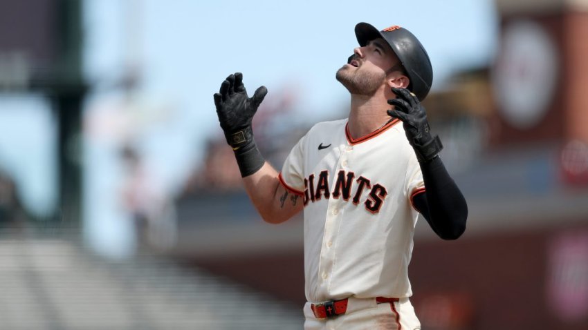 SAN FRANCISCO, CALIFORNIA – SEPTEMBER 09: Bryce Eldridge #8 of the San Francisco Giants hits a single that scored two runs against the St. Louis Cardinals during the eighth inning at Oracle Park on September 09, 2026 in San Francisco, California. (Photo by Ezra Shaw/Getty Images)