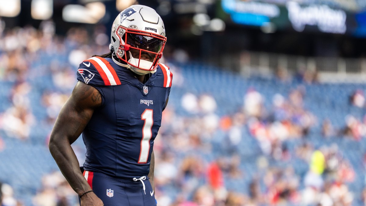 Patriots Mailbag: If healthy, when should A.J. Brown return?